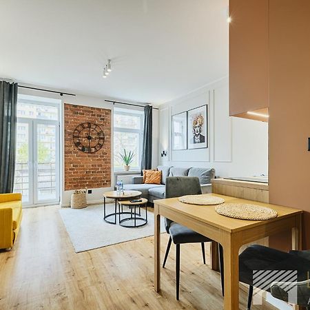 Frida Apartment By Lookap Łódź Esterno foto
